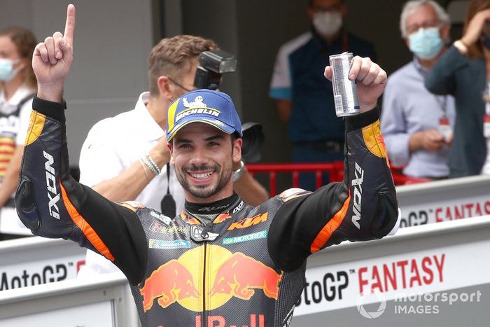 Podio: ganador Miguel Oliveira, Red Bull KTM Factory Racing MotoGP