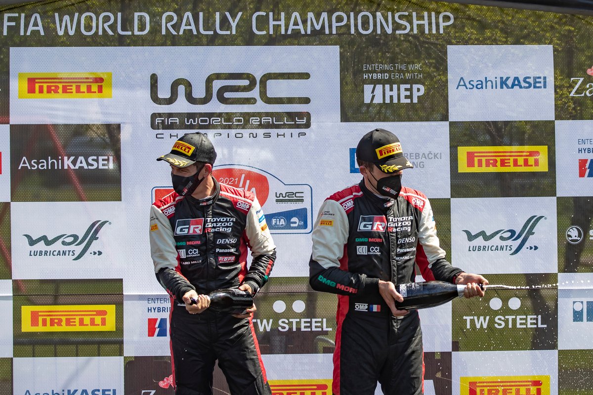 Podium: Sébastien Ogier, Julien Ingrassia, Toyota Gazoo Racing WRT Toyota Yaris WRC