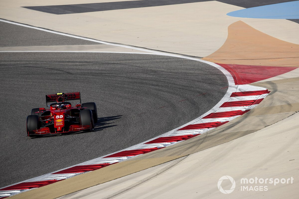Carlos Sainz Jr., Ferrari SF21
