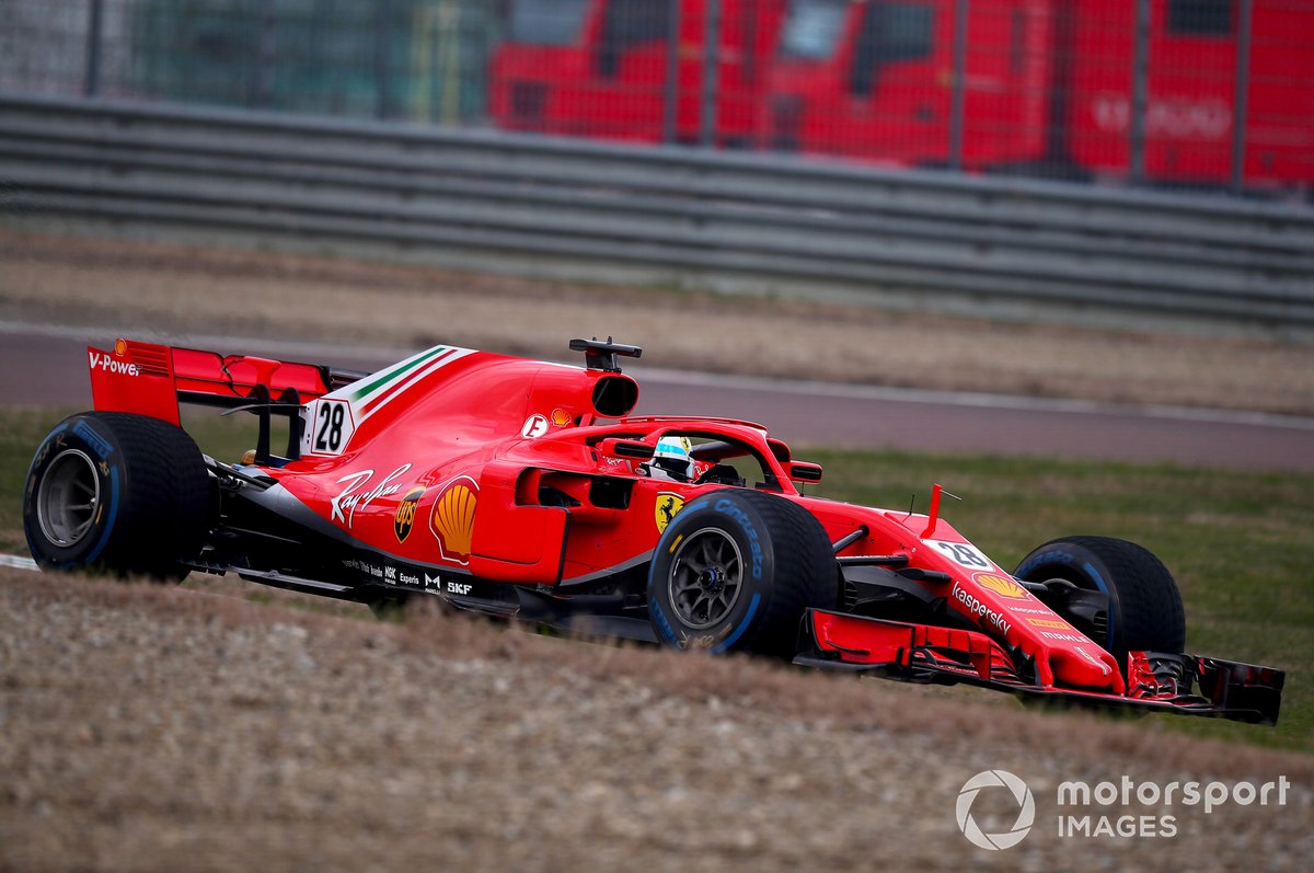 Giuliano Alesi maakt kennis met Formule 1-materiaal