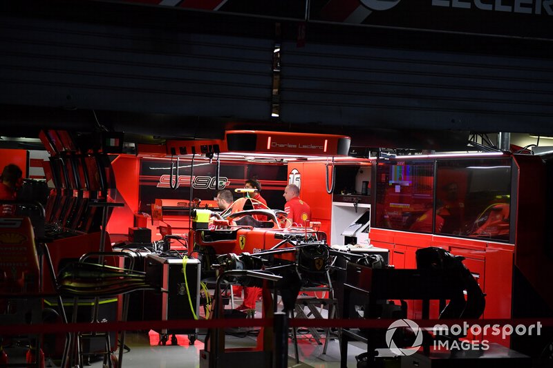 El box de Ferrari
