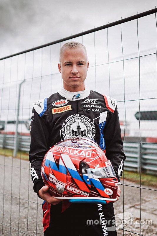 Il design per il nuovo casco di Nikita Mazepin, ART Grand Prix