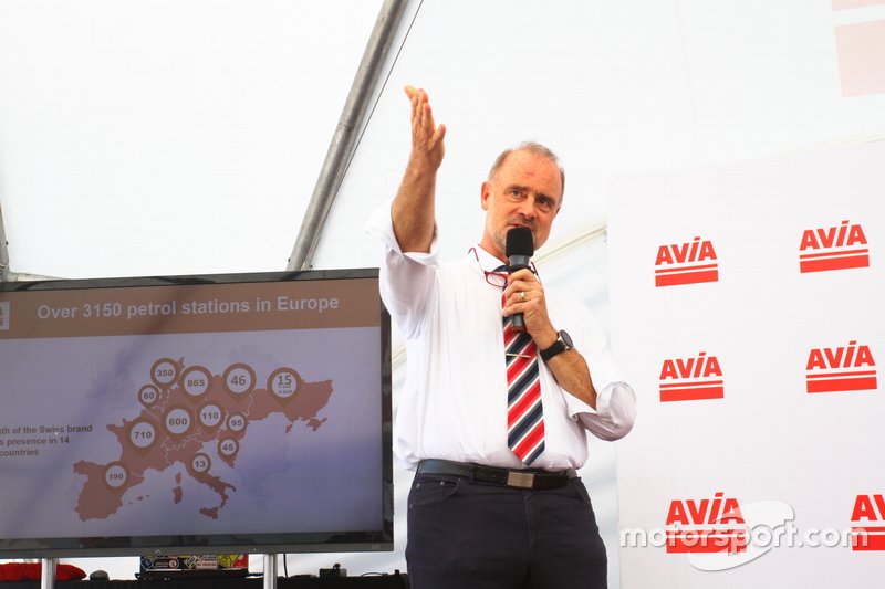 Відкриття АЗС AVIA