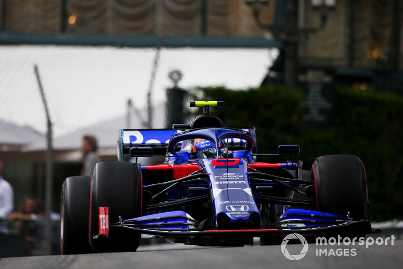 Alexander Albon, Toro Rosso STR14