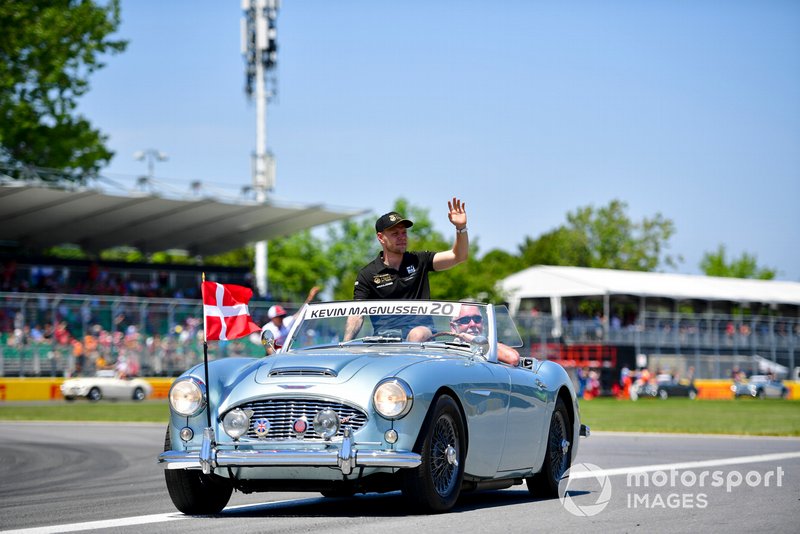 Kevin Magnussen, Haas F1, in the drivers parade