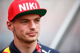 Max Verstappen, Red Bull Racing met eerbetoon Niki Lauda