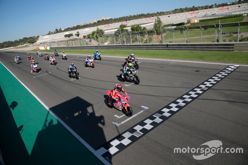 Simulación de salida de MotoE
