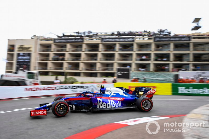 Alexander Albon, Toro Rosso STR14