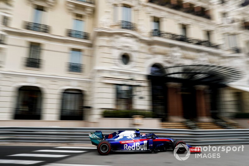 Alexander Albon, Toro Rosso STR14