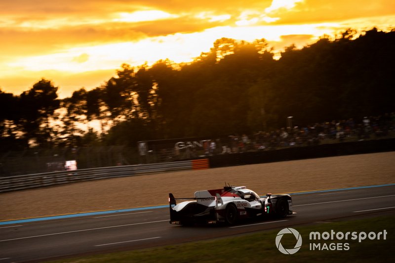 #7 Toyota Gazoo Racing, Toyota TS050 Hybrid: Mike Conway, Kamui Kobayashi, Jose Maria Lopez