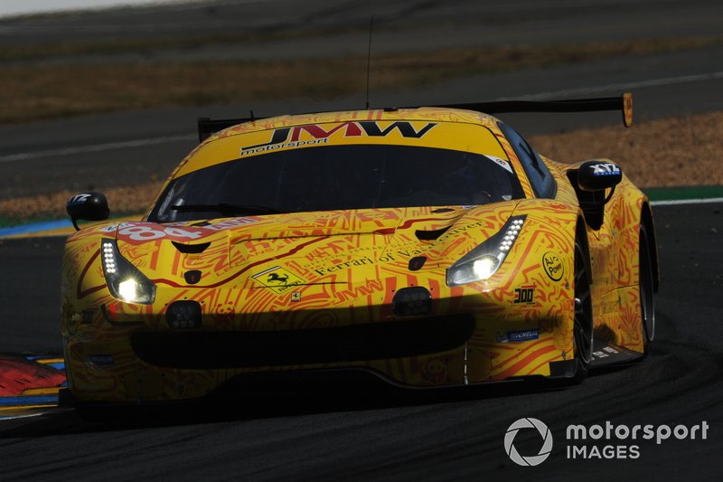 #84 JMW Motorsport, Ferrrai 488 GTE: Jeffrey Segal, Rodrigo Baptista, Wei Lu