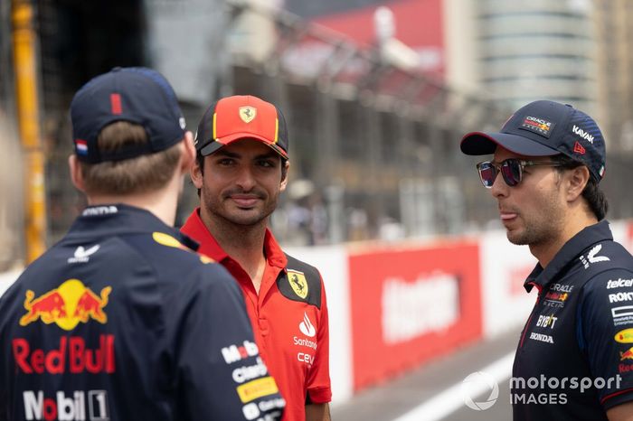 Max Verstappen, Red Bull Racing, Carlos Sainz, Ferrari Sergio Pérez, Red Bull Racing