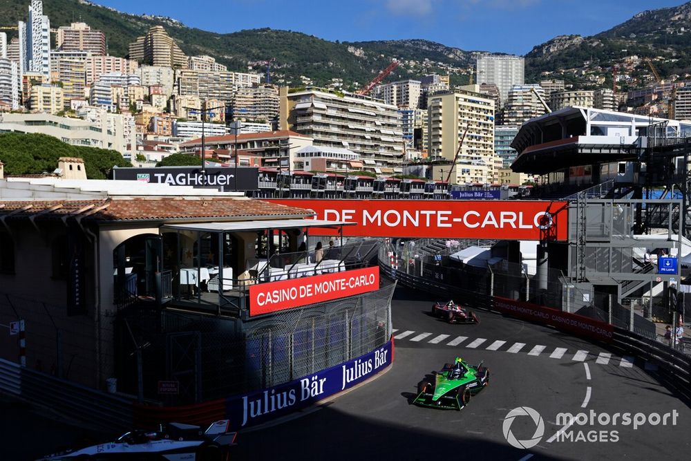 Mitch Evans, Jaguar Racing , Jaguar I-TYPE 6 Nick Cassidy, Envision Racing, Jaguar I-TYPE 6, Pascal Wehrlein, Porsche, Porsche 99X Electric Gen3