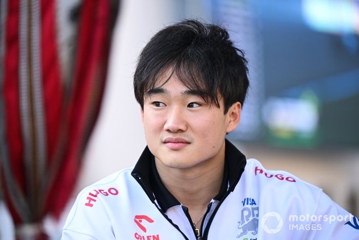 Yuki Tsunoda, Visa Cash App RB F1 Team, habla con los medios de comunicación