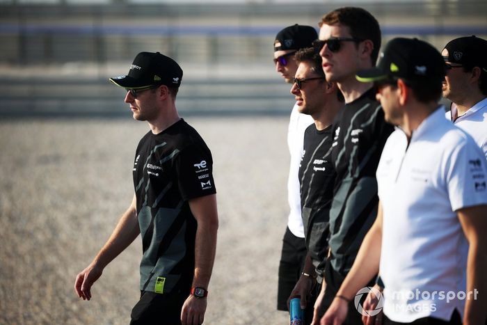 #94 Peugeot Totalenergies Peugeot 9X8: Paul Di Resta, Loïc Duval, Stoffel Vandoorne