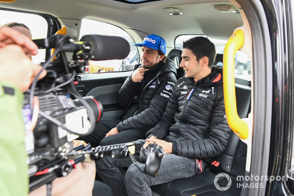 Esteban Ocon, Alpine F1 Team, Fernando Alonso