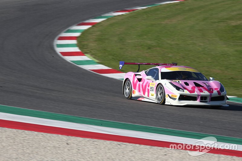#351 Ferrari 488 Challenge, Ferrari of Ft. Lauderdale: Claude Senhoreti