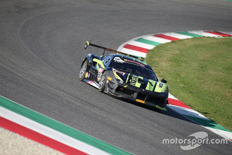 #581 Ferrari 488 Challenge, Cornes Osaka: Atsushi Iritani