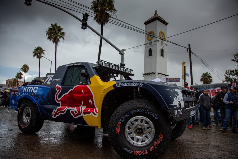 Toby Price y Nasser Al-Attiyah