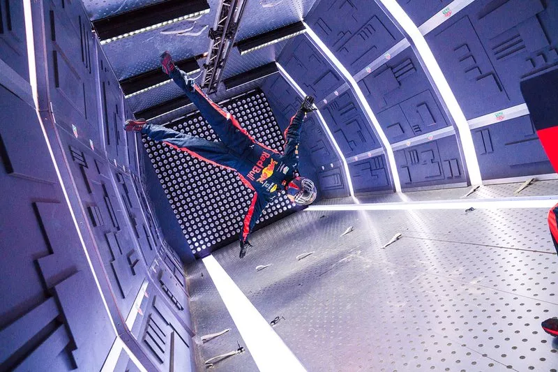Red Bull Zero-G pit stop