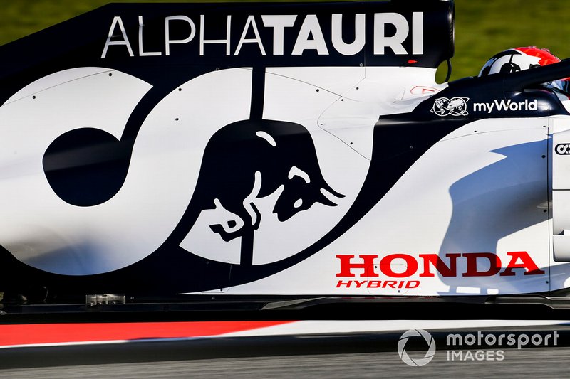 Daniel Kvyat, AlphaTauri AT01