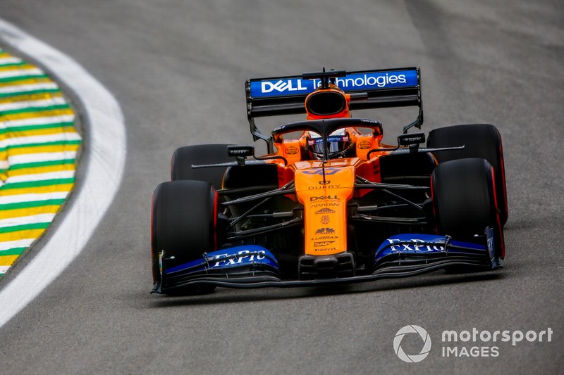 3º Carlos Sainz Jr., McLaren MCL34 1:33:23.574