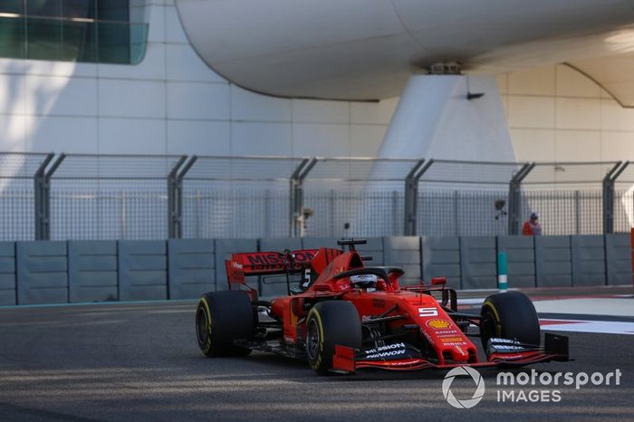 Sebastian Vettel, Ferrari, sufre un accidente en la FP1 de Abu Dhabi