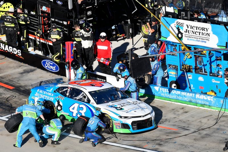 Darrell Wallace Jr., Richard Petty Motorsports, Chevrolet Camaro Victory Junction