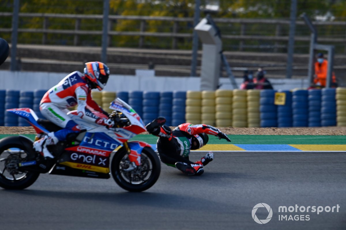 Caída de Mattia Casadei, Ongetta SIC58 Squadracorse