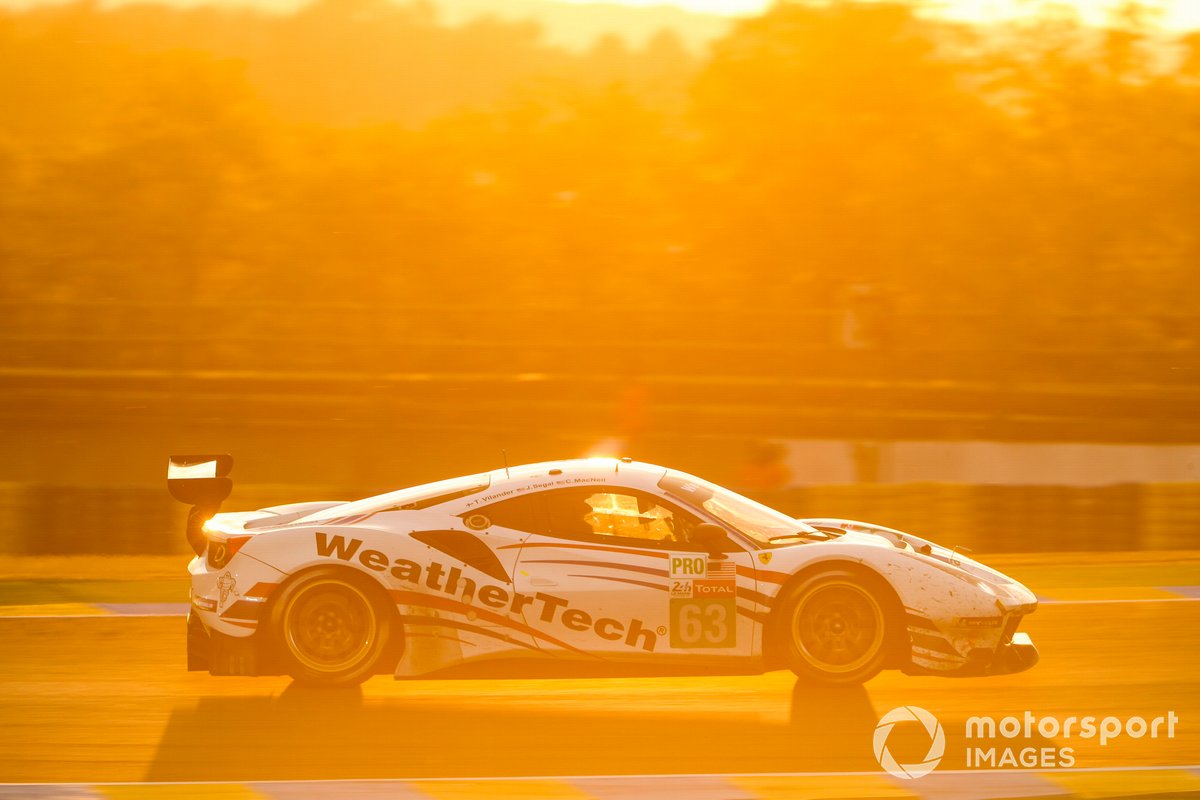 #63 Weathertech Racing Ferrari 488 GTE EVO: Cooper Macneil, Toni Vilander, Jeffrey Segal