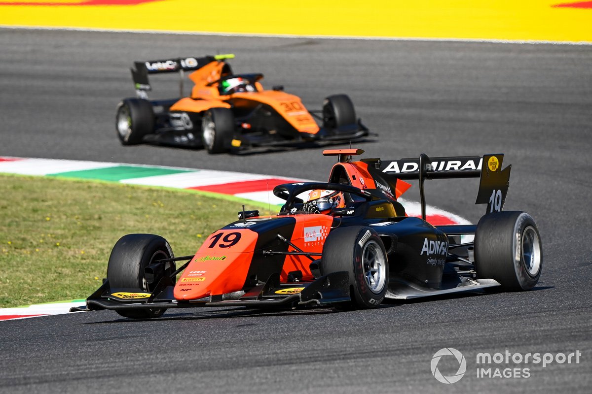 Lukas Dunner, MP Motorsport e Alessio Deledda, Campos Racing