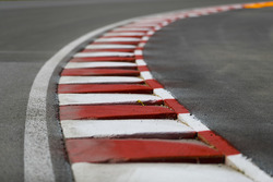Circuit and kerb detail