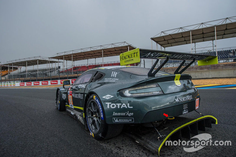 #98 Aston Martin Racing Aston Martin Vantage: Paul Dalla Lana, Pedro Lamy, Mathias Lauda