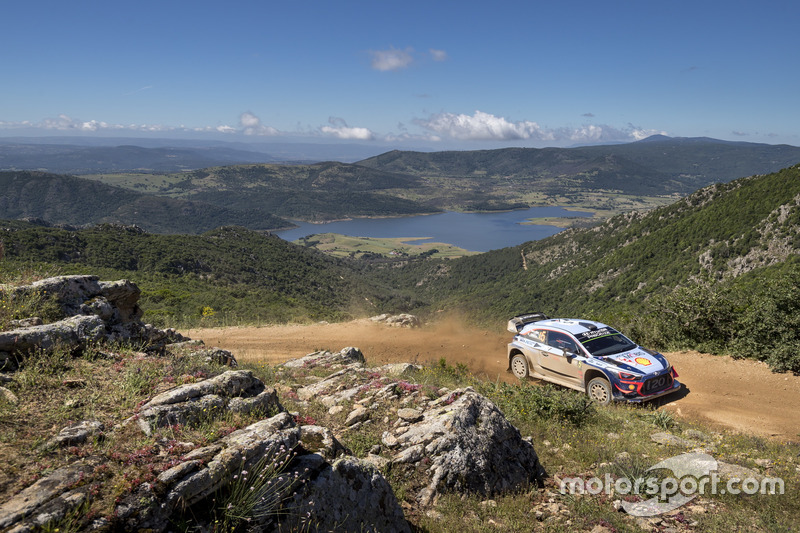 Thierry Neuville, Nicolas Gilsoul, Hyundai Motorsport Hyundai i20 Coupe WRC