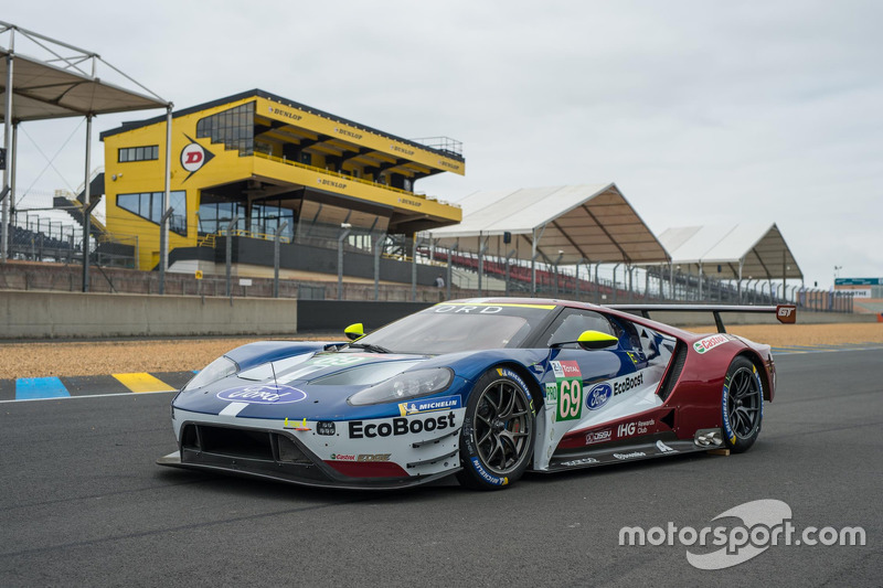 #69 Ford Chip Ganassi Racing Ford GT