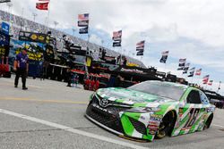 Kyle Busch, Joe Gibbs Racing, Toyota Camry Interstate Batteries