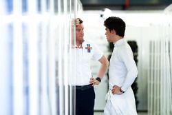 Rob Smedley, Head of Vehicle Performance, Williams Martini Racing, and Lance Stroll, Williams Racing