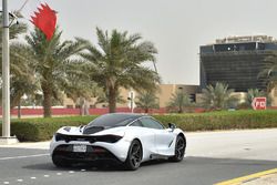 Автомобиль McLaren