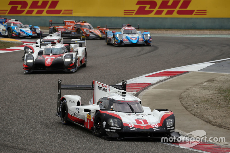 #1 Porsche Team Porsche 919 Hybrid: Neel Jani, Andre Lotterer, Nick Tandy