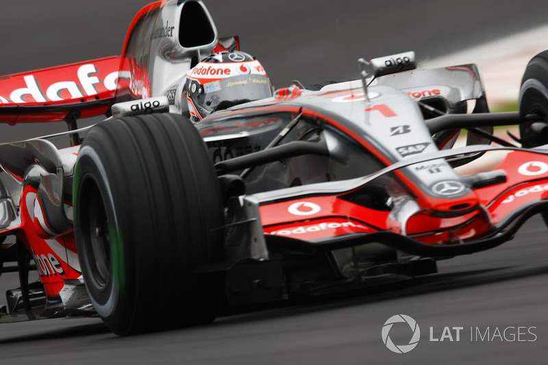 Fernando Alonso, McLaren MP4-22