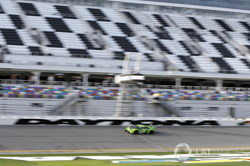 #11 GRT Grasser Racing Team Lamborghini Huracan GT3: Rolf Ineichen, Mirko Bortolotti, Franck Perera, Rik Breukers
