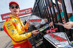 Joey Logano, Team Penske, Ford Fusion Shell Pennzoil