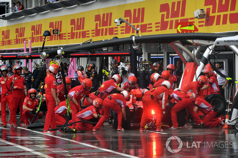 Sebastian Vettel, Ferrari SF71H pit stop