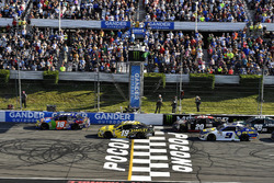 Kyle Busch, Joe Gibbs Racing, Toyota Camry M&M's Caramel leads