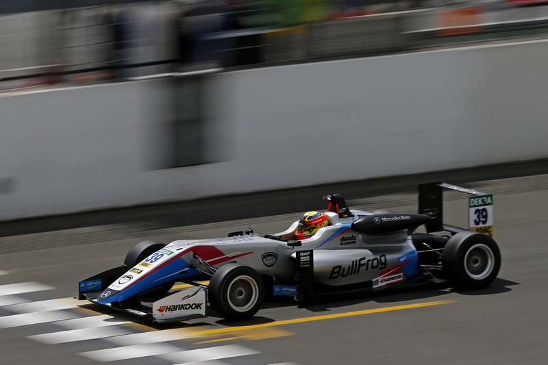 Alex Palou, Hitech Bullfrog GP Dallara F317 - Mercedes-Benz