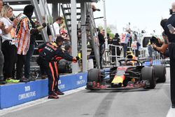 Max Verstappen, Red Bull Racing RB14 in parc ferme