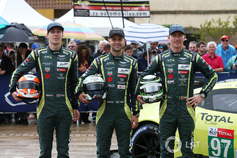 #97 Aston Martin Racing Aston Martin Vantage AMR: Алекс Лінн, Максім Мартен, Джонатан Адам