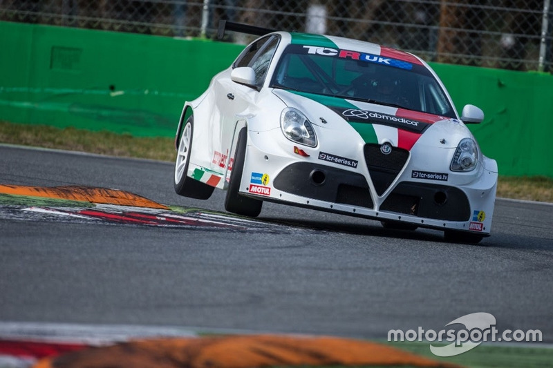 Фабрицио Джованарди, Alfa Romeo Giulietta TCR, Romeo Ferraris