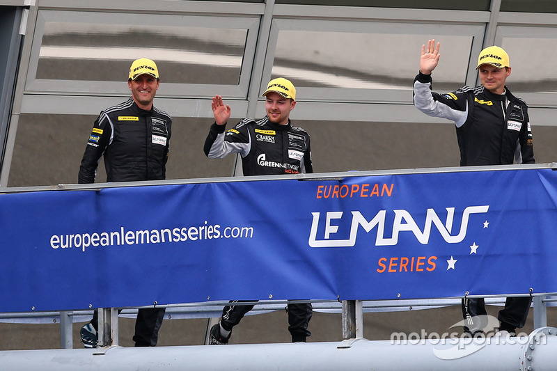 Secondo posto GTE #77 Christian Ried / Marc Lieb / Marvin Dienst PROTON COMPETITION D Porsche 911 RSR