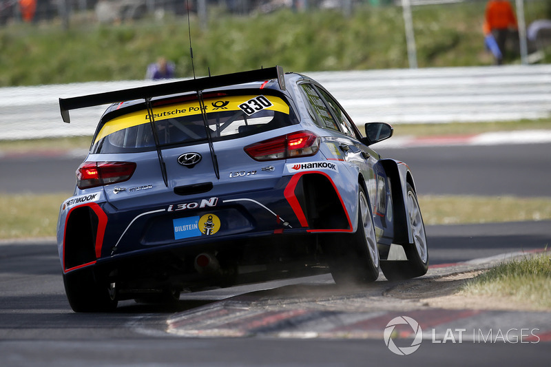 #830 Hyundai Motorsport N Hyundai i30N TCR: Jae Kyun Kim, Moritz Oestreich, Byung Hui Kang, Guido Naumann